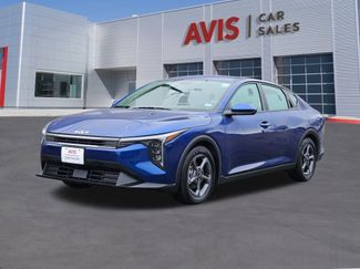 Used 2025 Kia K4 LXS video 1