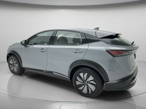 Used 2024 Nissan Ariya AWD image 4