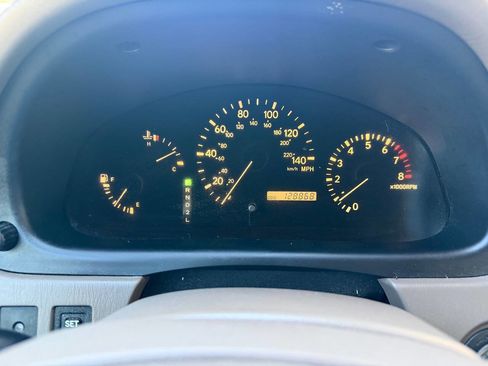 Used 2000 Lexus RX 300 4WD image 15