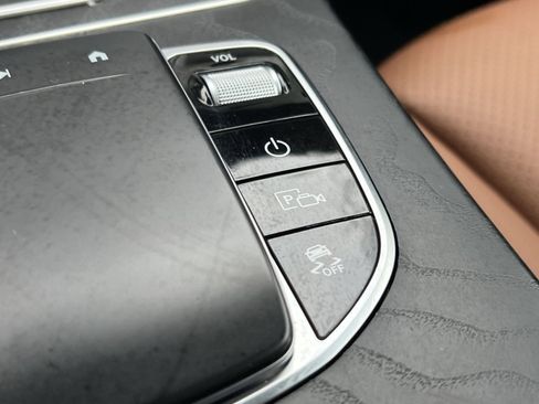 Certified 2023 Mercedes-Benz GLC 300 4MATIC Coupe image 33