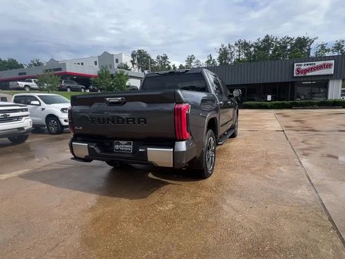 Used 2024 Toyota Tundra Limited AWD/4WD image 6