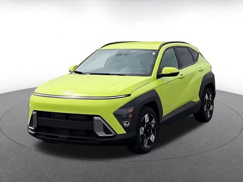 Used 2025 Hyundai Kona SEL FWD image 7