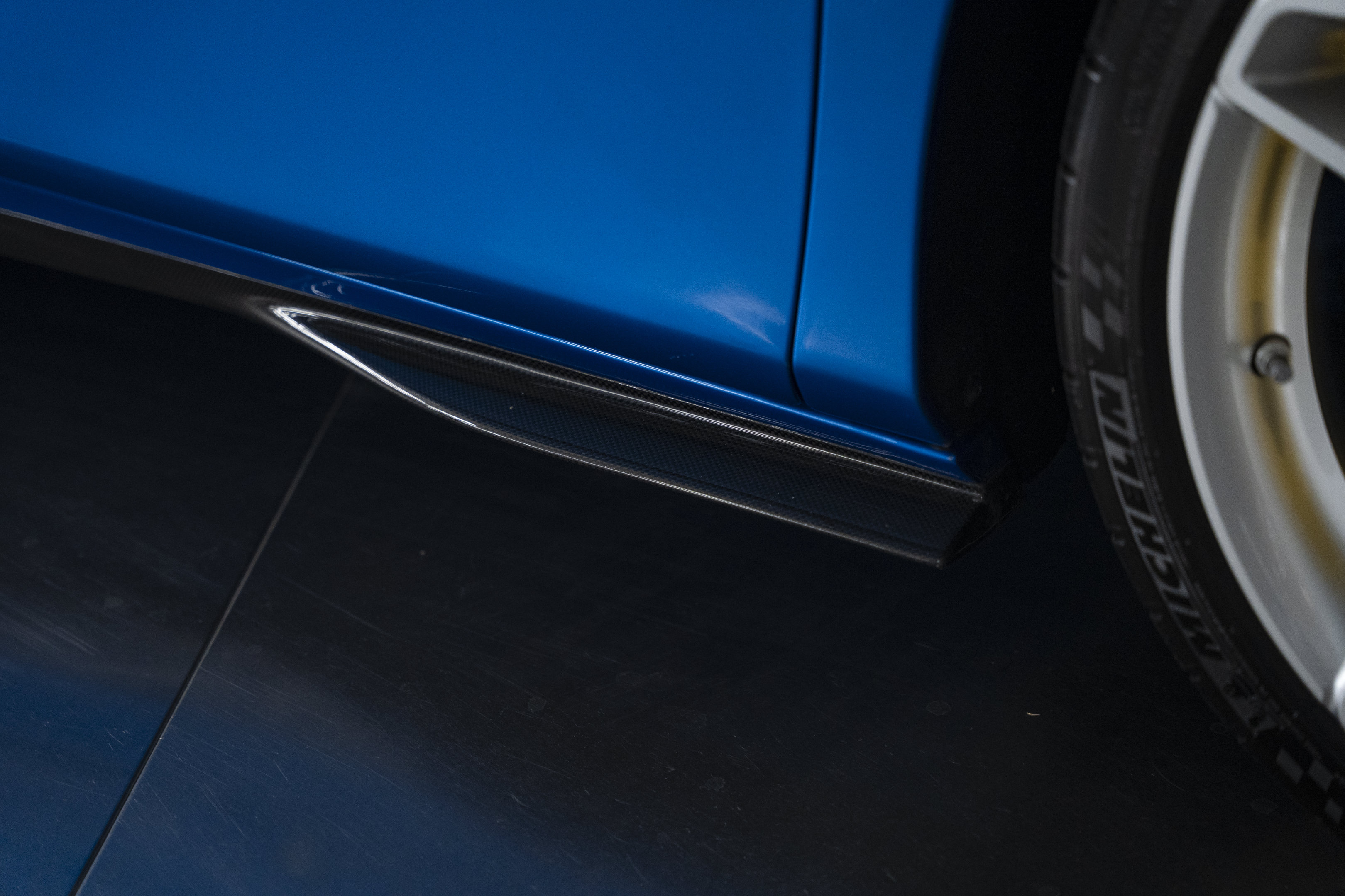 Used 2023 Ferrari F8 Tributo RWD image 13