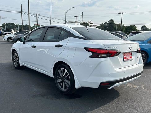 Used 2024 Nissan Versa S w/ S Plus Package image 3