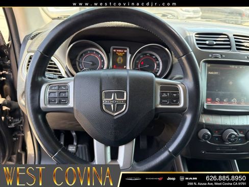 Used 2019 Dodge Journey Crossroad FWD image 25