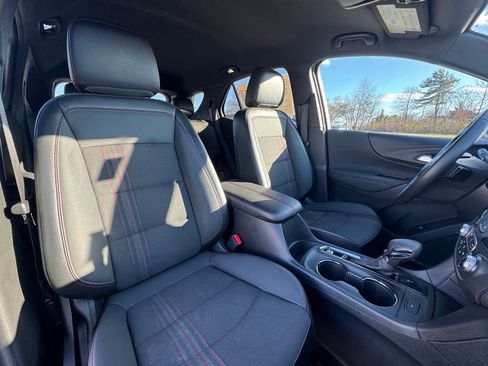 Used 2023 Chevrolet Equinox RS w/ LPO, Floor Liner Package image 31