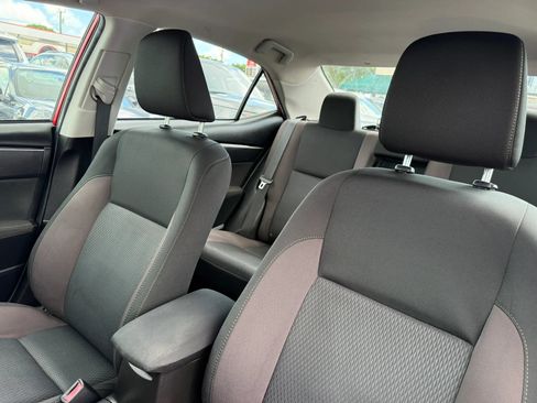 Used 2019 Toyota Corolla LE FWD image 15