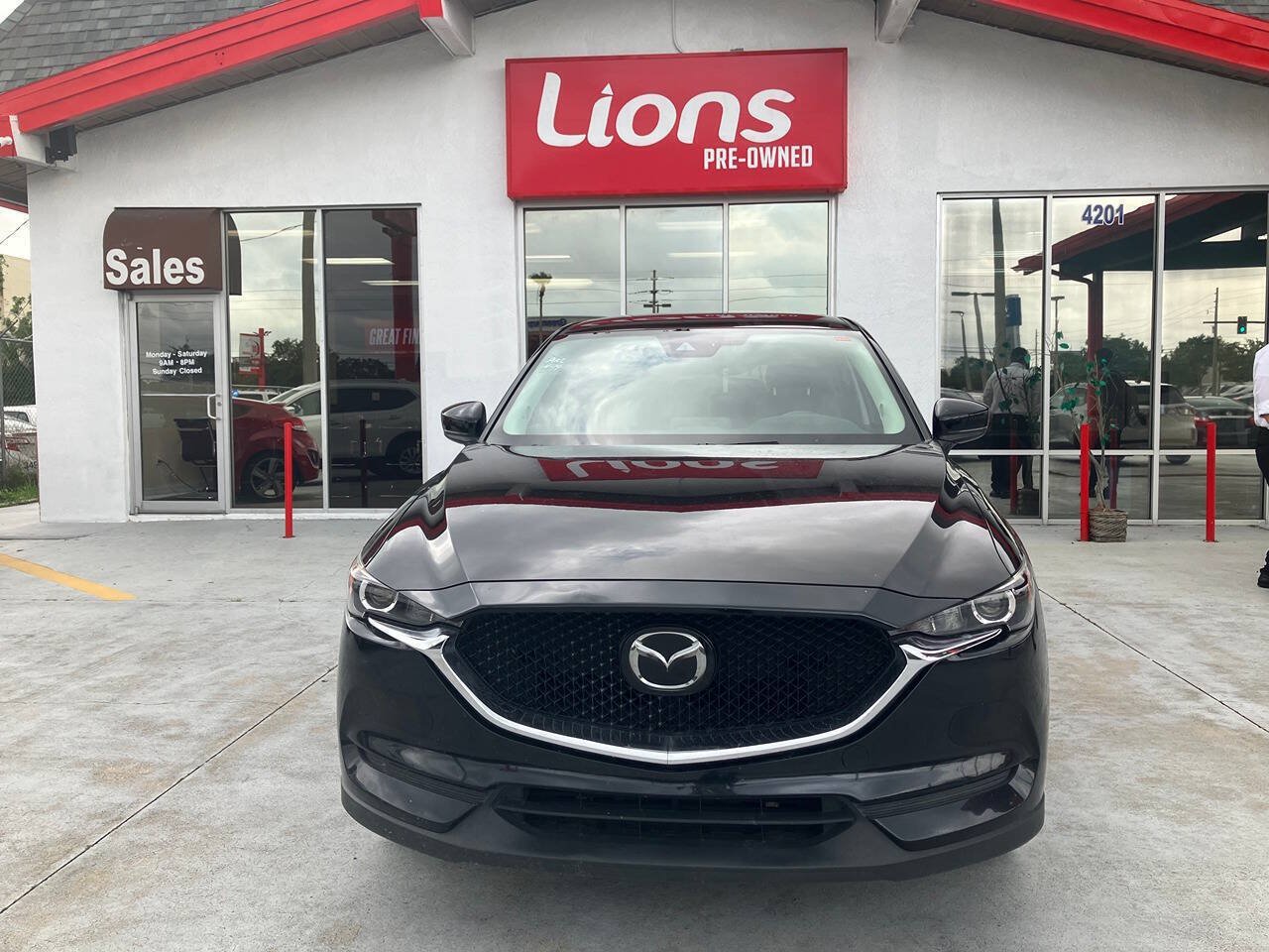 Used 2020 MAZDA CX-5 Touring FWD image 1