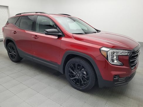 Used 2023 GMC Terrain SLT w/ Elevation Edition FWD image 11