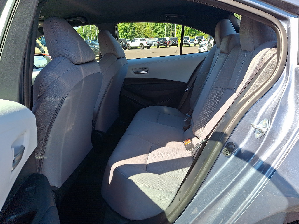 Used 2026 Toyota Corolla SE FWD image 11