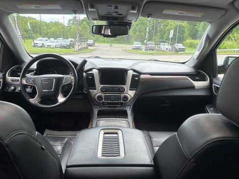 Used 2020 GMC Yukon Denali w/ Denali Ultimate Package AWD/4WD image 11