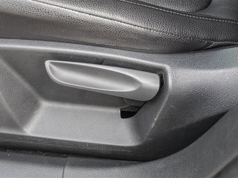 Used 2012 Volkswagen Tiguan SE image 21