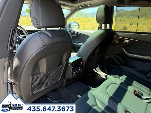 Used 2021 Audi Q8 Prestige w/ Prestige Package AWD/4WD image 29
