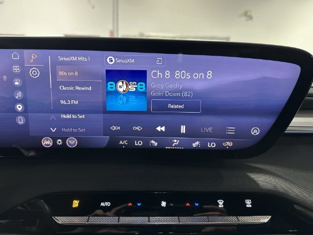 Used 2026 Buick Enclave Preferred w/ Power Package FWD image 16