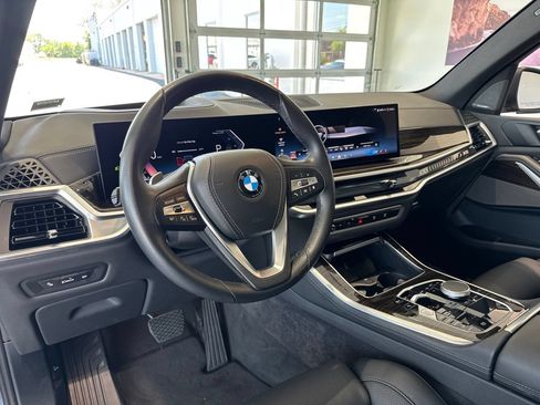 Used 2026 BMW X5 xDrive40i AWD/4WD image 18