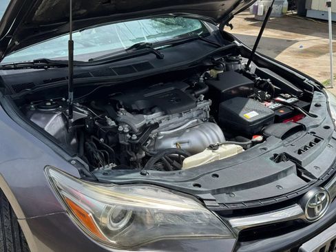 Used 2016 Toyota Camry SE FWD image 12