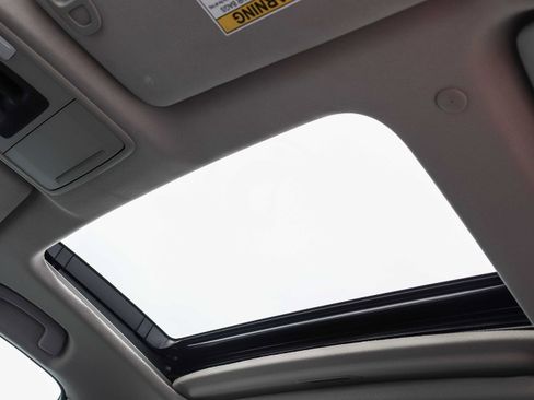 Certified 2023 Honda Accord EX image 26