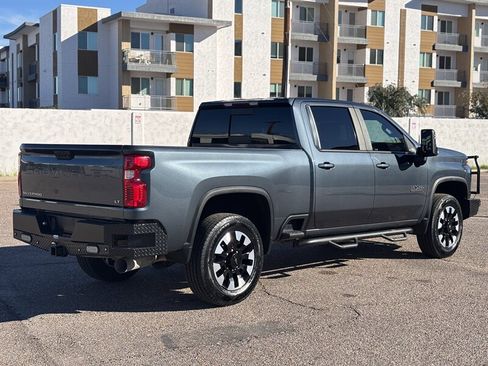Used 2020 Chevrolet Silverado 2500 LT w/ Texas Edition image 4