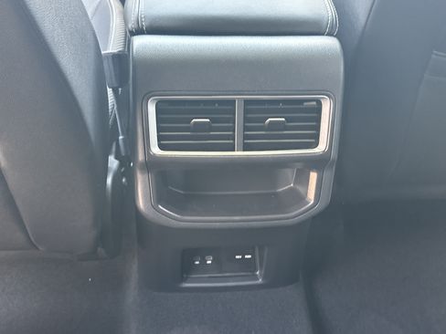 New 2026 Volkswagen Atlas Cross Sport SE AWD/4WD image 15
