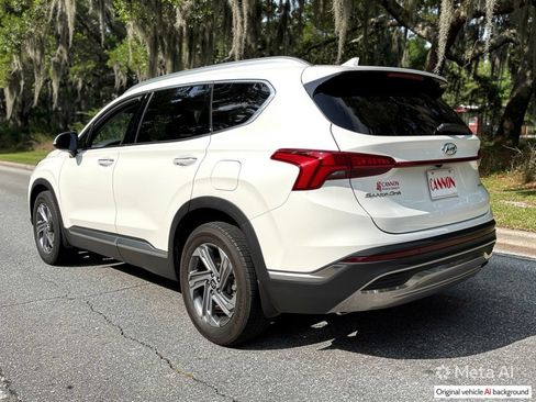 Used 2022 Hyundai Santa Fe SEL w/ Convenience + Premium Package FWD image 5