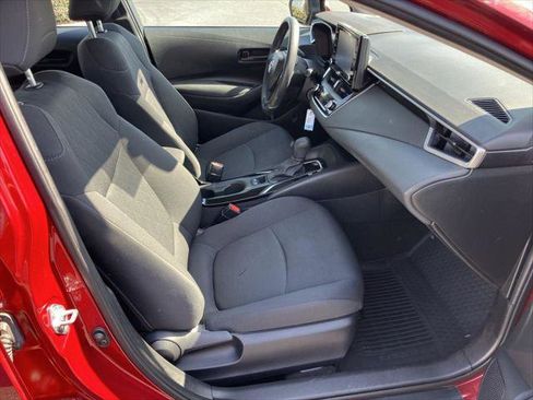 Certified 2022 Toyota Corolla LE image 30