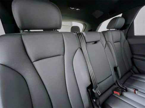 New 2026 Audi Q7 3.0T Premium Plus image 28