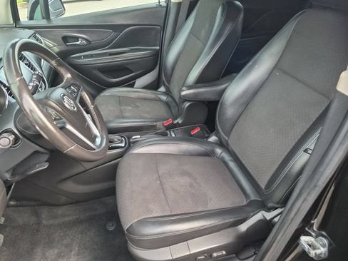 Used 2021 Buick Encore Preferred FWD image 15
