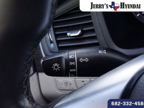 Used 2019 Hyundai Sonata Limited w/ Ultimate Package 02 image 15