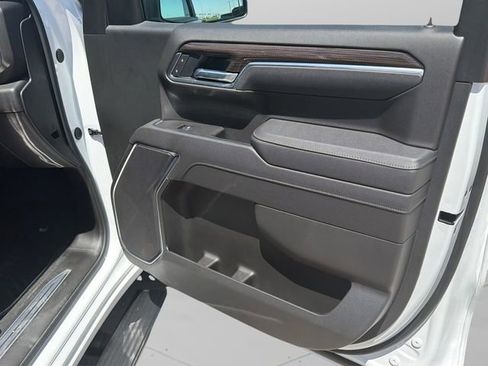 Used 2026 Chevrolet Silverado 1500 LT AWD/4WD image 10