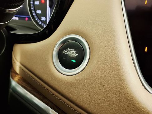 Used 2020 Cadillac XT5 Sportv w/ Platinum Package image 23