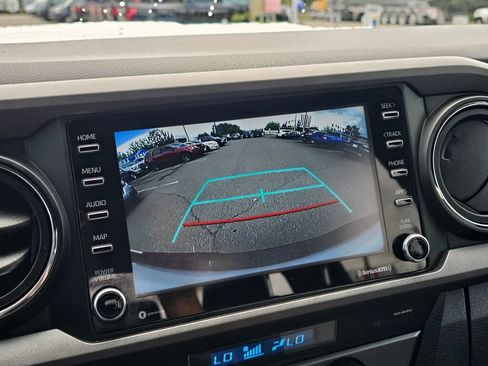 Used 2022 Toyota Tacoma TRD Sport w/ Black Out Package (TMS) AWD/4WD image 24