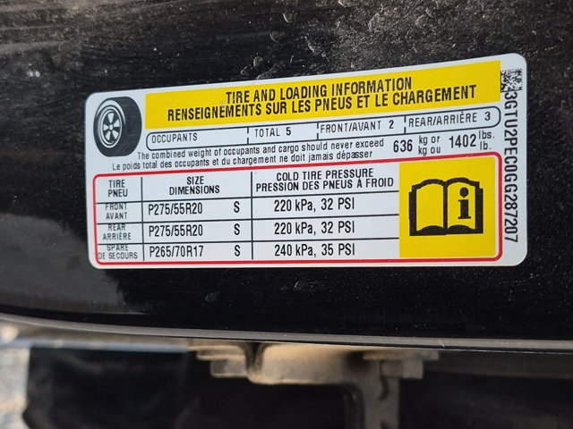 Used 2016 GMC Sierra 1500 Denali w/ Enhanced Driver Alert Package AWD/4WD image 17