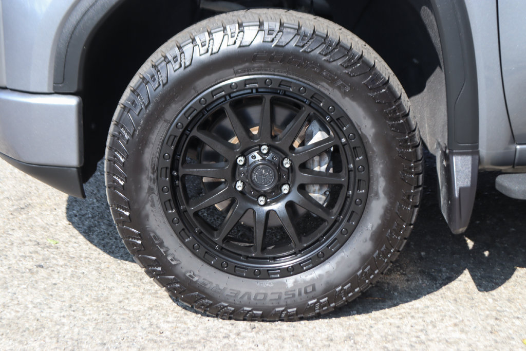 Used 2022 GMC Sierra 1500 AT4 w/ AT4 Premium Package AWD/4WD image 45