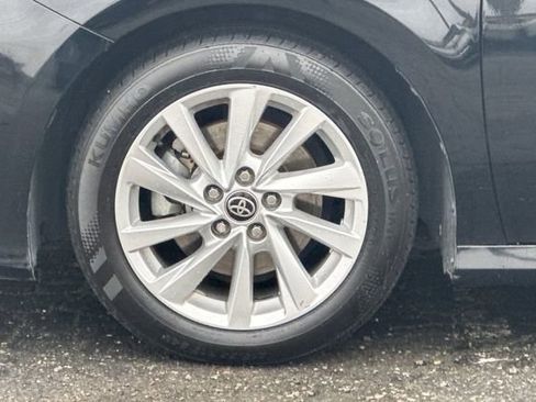 Used 2023 Toyota Camry LE image 28