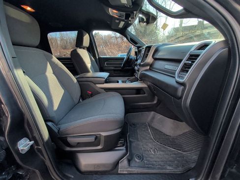 Used 2022 RAM 2500 Big Horn w/ Level C Equiment Group image 14