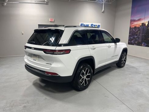 New 2025 Jeep Grand Cherokee Limited image 5
