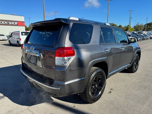 Used 2013 Toyota 4Runner SR5 image 3