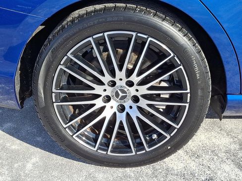 Used 2024 Mercedes-Benz C 300 4MATIC Sedan image 8