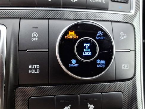 Used 2023 Hyundai Santa Fe SEL image 13