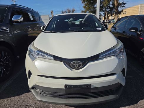 Used 2018 Toyota C-HR XLE image 11