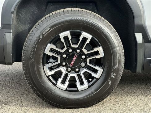 Used 2026 GMC Sierra EV Elevation image 31