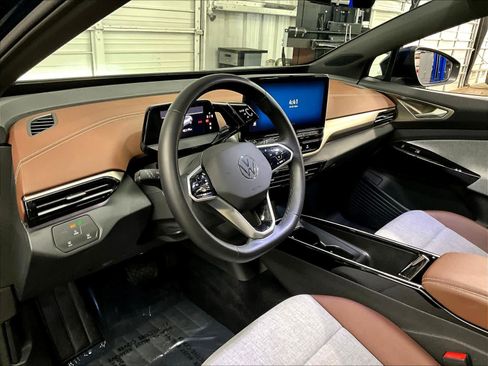 Used 2023 Volkswagen ID.4 Pro RWD image 16