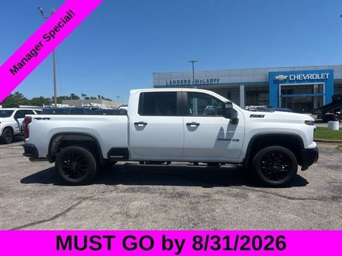 Used 2025 Chevrolet Silverado 2500 Custom w/ Custom Value Package AWD/4WD image 2