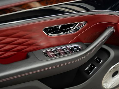 Used 2022 Bentley Flying Spur W12 AWD/4WD image 63