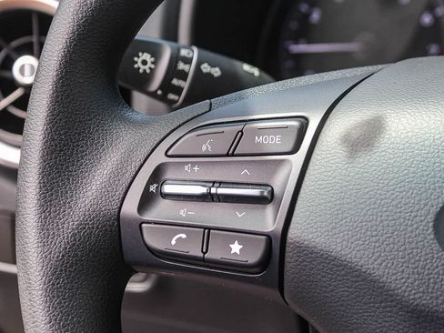 Certified 2023 Hyundai Kona SE FWD image 29