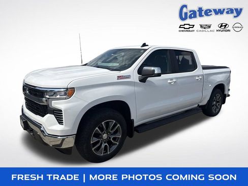 Used 2024 Chevrolet Silverado 1500 LT w/ Z71 Off-Road Package AWD/4WD image 1