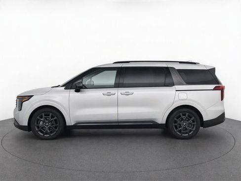 Used 2025 Kia Carnival SX Prestige FWD image 3