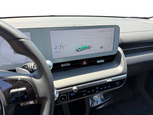 Certified 2024 Hyundai Ioniq 5 SE RWD image 12