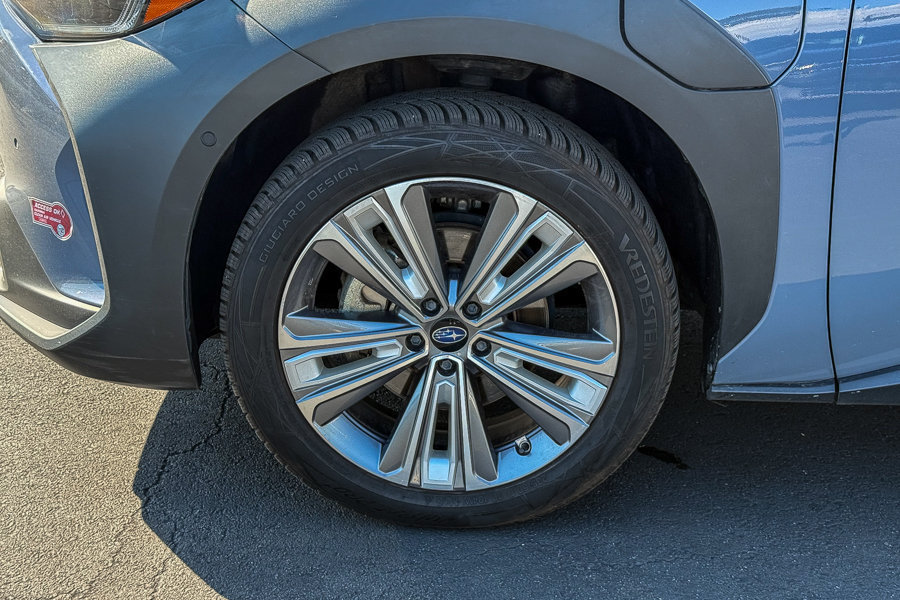 Used 2023 Subaru Solterra AWD image 12