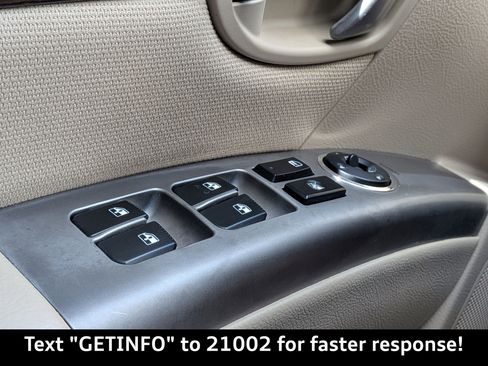 Used 2010 Hyundai Santa Fe GLS image 25